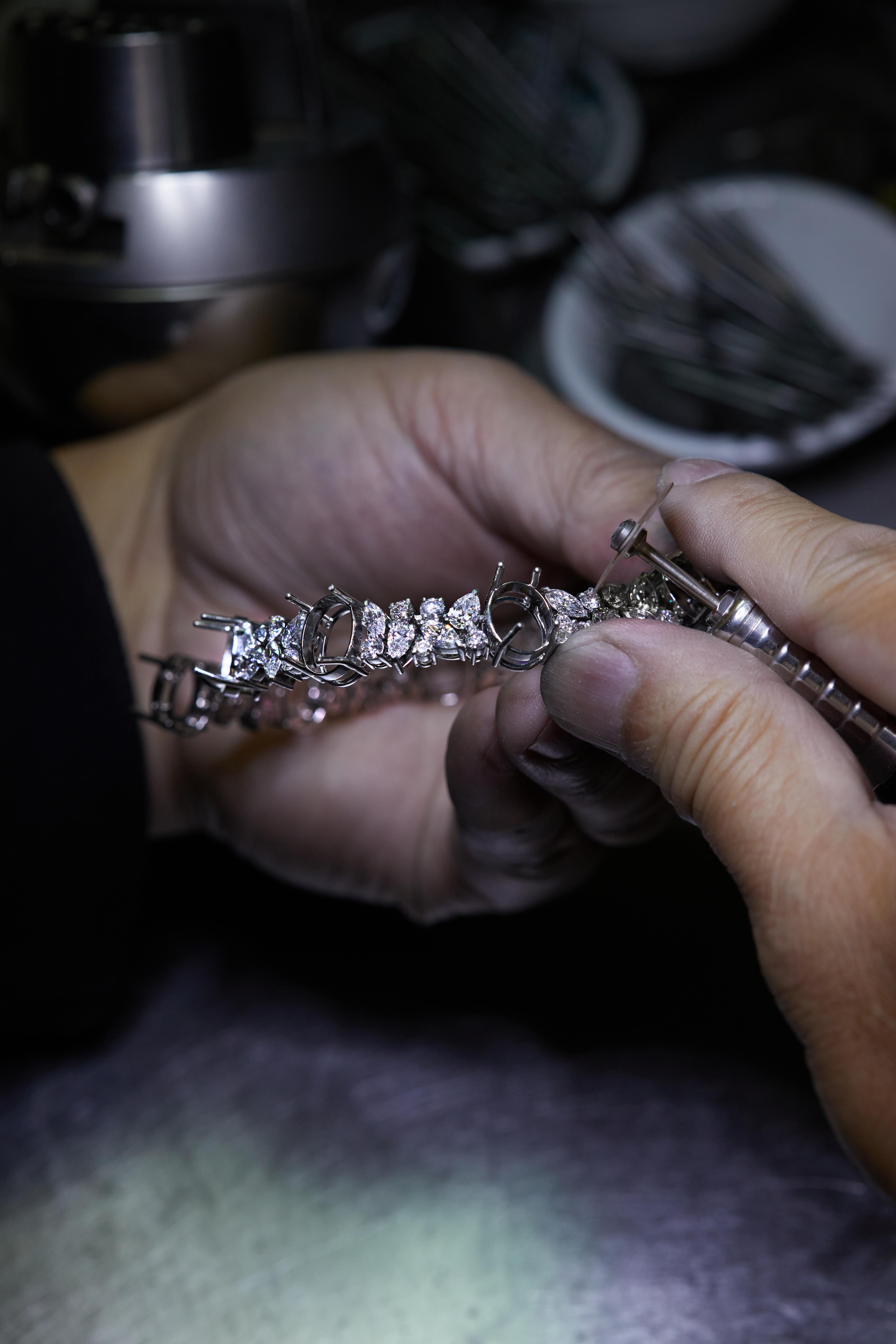 Manufacturers in New York City creating a bespoke diamond necklace designed by Isabel Delgado