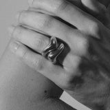 Maria Gold Wave Ring