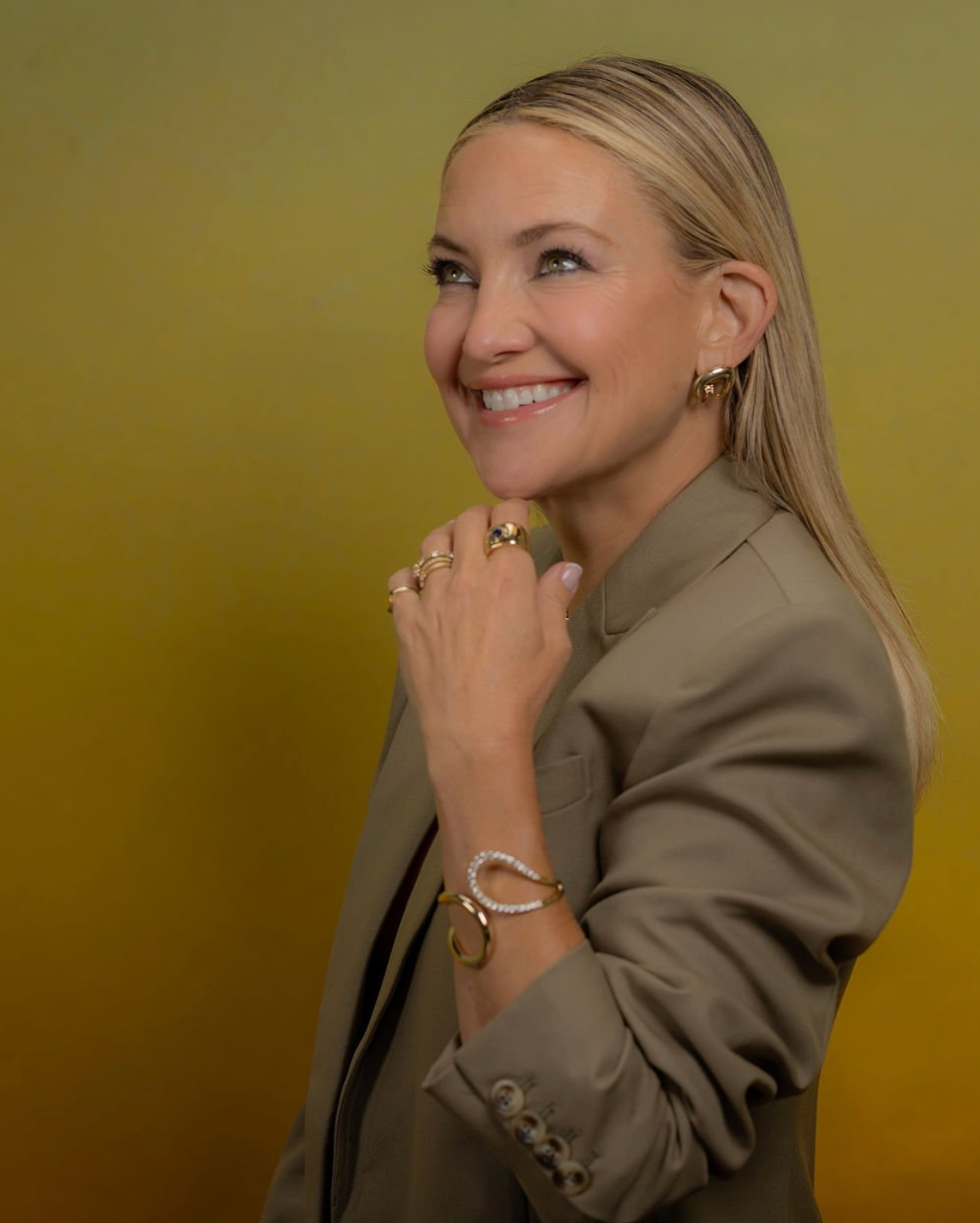 Kate Hudson wears the Maria diamond cuff, Maria gold earrings and the cabochon tourmaline necklace for the LA Times, styled by Sophie Lopez.