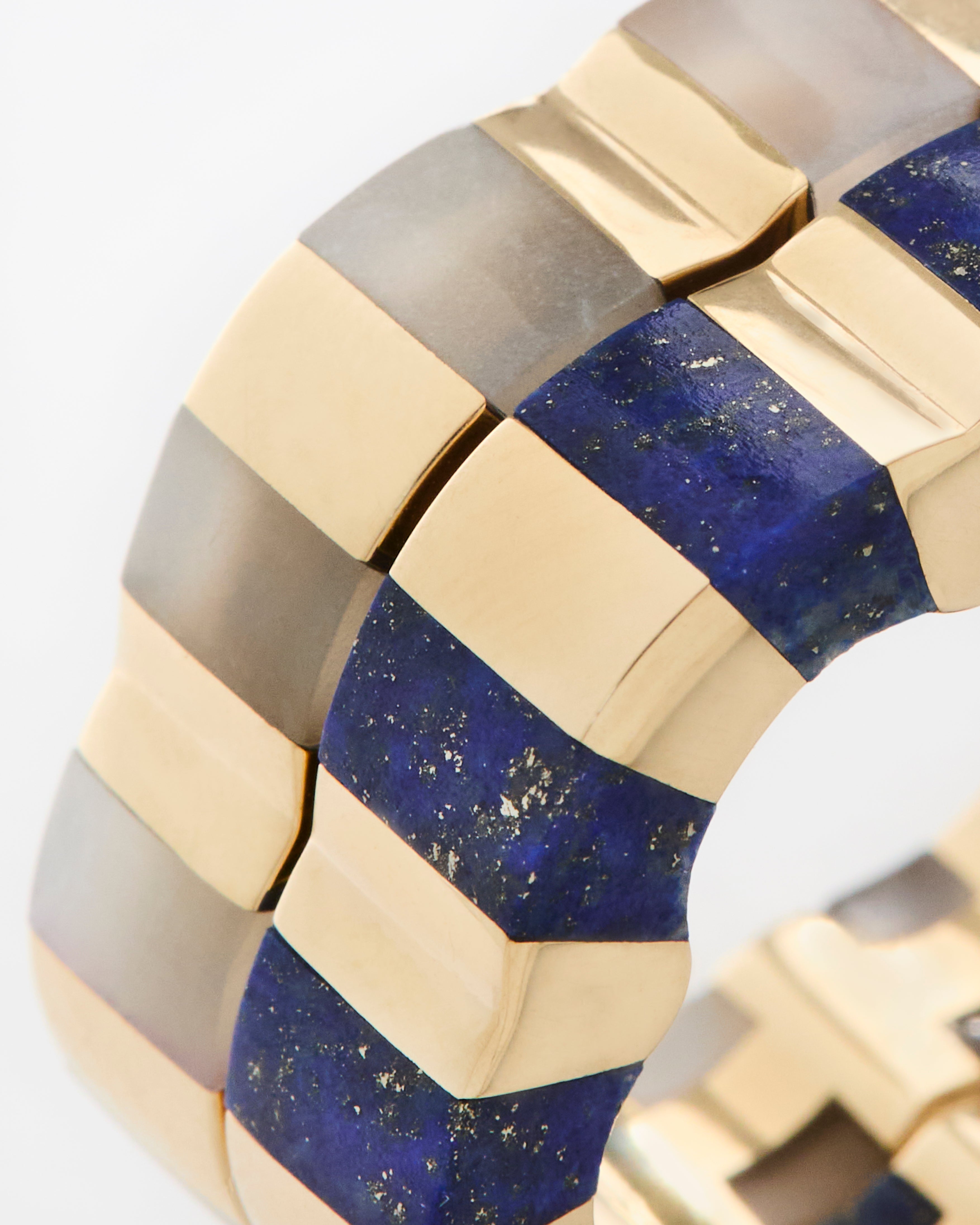 Lapis Lazuli ring designed by Isabel Delgado crafted in gold